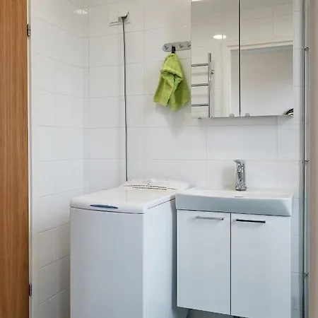 Comodo - One Bedroom - Munkkisaari, *