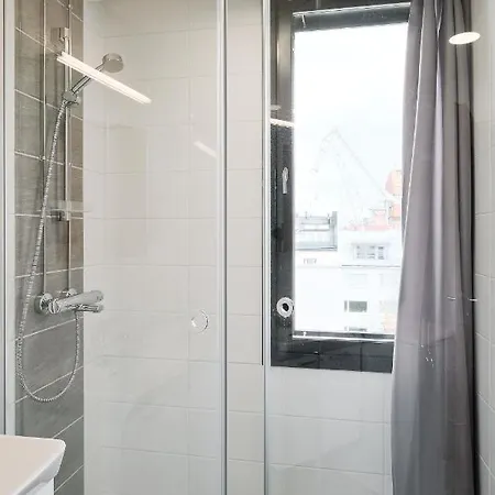 아파트 Comodo - One Bedroom - Munkkisaari,
