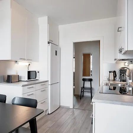 Comodo - One Bedroom - Munkkisaari, *